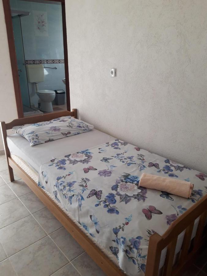 Villa Mateja Donji Okrug  Eksteriør billede